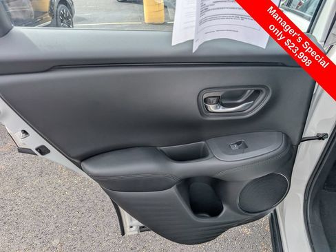 Used 2025 Honda HR-V LX image 15