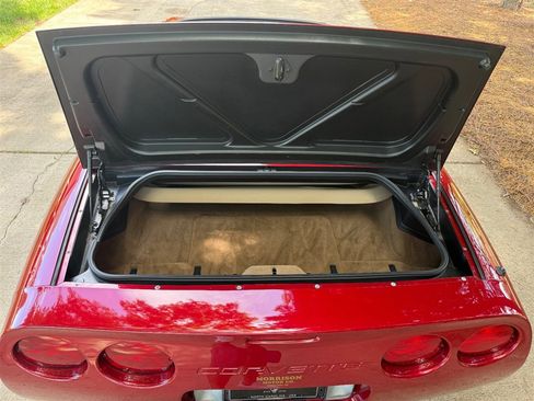 Used 1999 Chevrolet Corvette Convertible w/ Memory Pkg RWD image 58