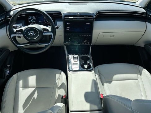 Used 2022 Hyundai Tucson Limited image 12