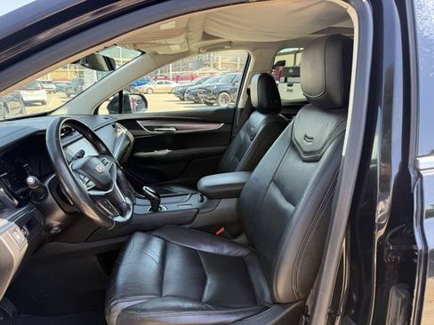 Used 2019 Cadillac XT5 Luxury FWD image 26