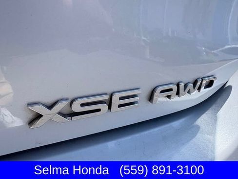 Used 2022 Toyota Highlander XSE AWD/4WD image 31