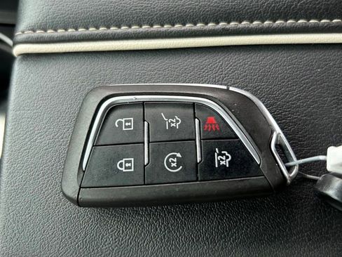 Used 2022 Cadillac Escalade ESV Sport w/ Touring Package AWD/4WD image 35