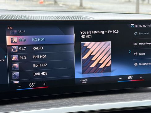 Certified 2023 BMW 330e w/ Parking Assistance Package image 23