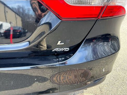 Used 2020 Toyota Camry LE w/ Convenience Package image 8