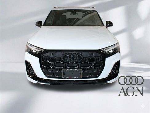 New 2026 Audi SQ7 Prestige image 19