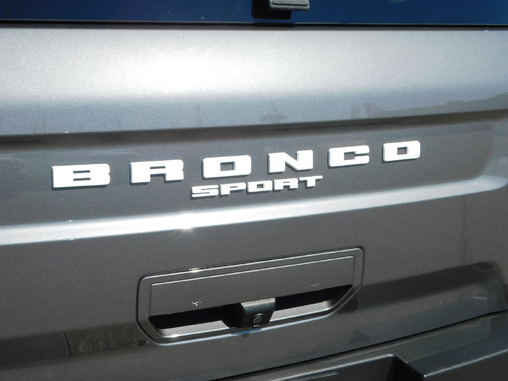 Used 2022 Ford Bronco Sport Outer Banks w/ Tech Package AWD/4WD image 40