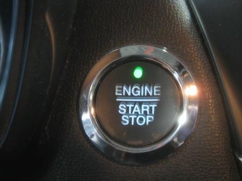 Used 2020 Ford EcoSport SE w/ SE Convenience Package image 30