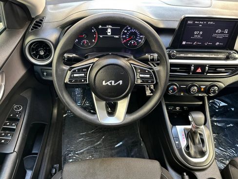 Used 2023 Kia Forte LXS FWD image 15