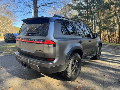 Used 2024 Lexus GX 550 image 9