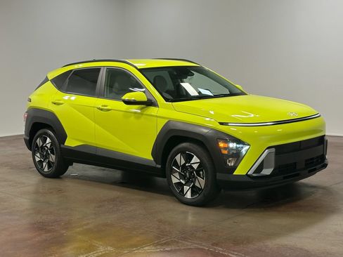Used 2025 Hyundai Kona SEL FWD image 22