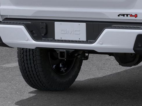 New 2025 GMC Canyon AT4 w/ Nightfall Edition image 22