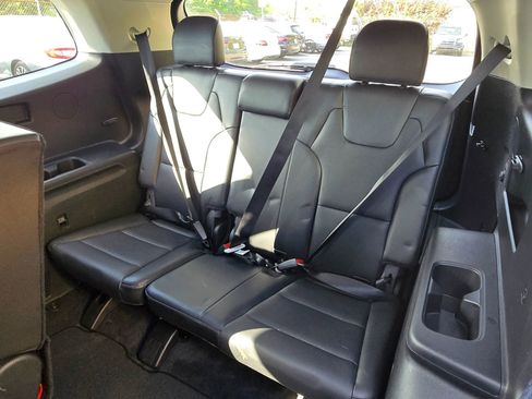 Used 2020 Kia Telluride S w/ S 8 Passenger Seating Package image 10