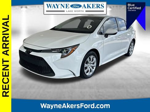 Used 2022 Toyota Corolla LE FWD image 1