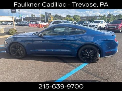 Used 2022 Ford Mustang GT Premium w/ Black Accent Package RWD image 7