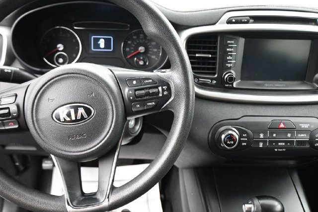 Used 2018 Kia Sorento AWD image 30