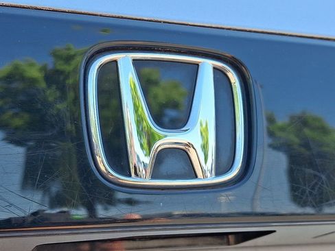 Used 2023 Honda Accord EX image 30