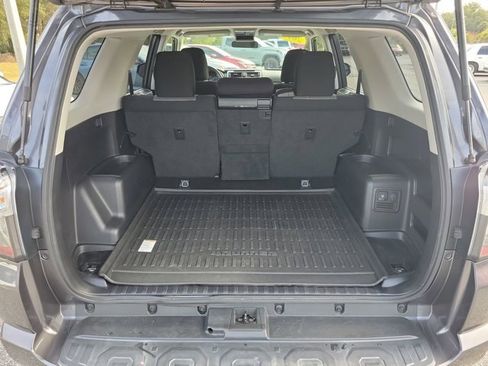 Used 2019 Toyota 4Runner SR5 image 19