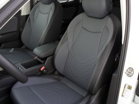 New 2026 Volkswagen Tiguan SE AWD/4WD image 12