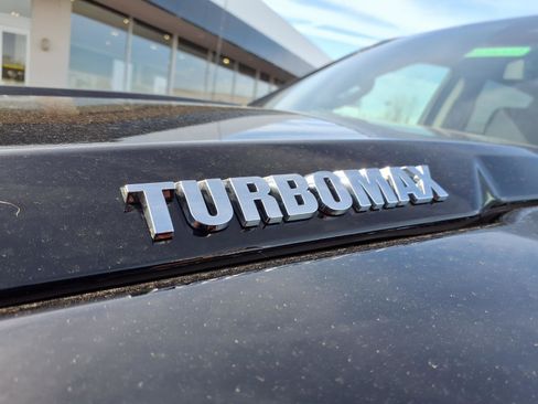 Used 2025 Chevrolet Silverado 1500 Custom Trail Boss image 2