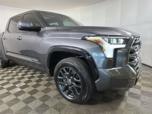 Used 2024 Toyota Tundra Platinum AWD/4WD image 2