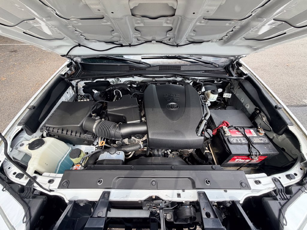 Used 2019 Toyota Tacoma SR5 RWD image 35
