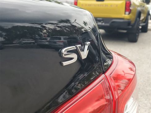 Used 2019 Nissan Sentra SV image 6