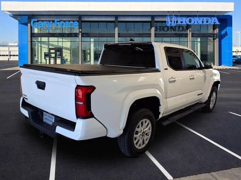 Used 2024 Toyota Tacoma SR5 AWD/4WD image 2