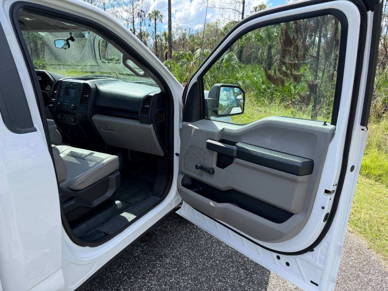 Used 2017 Ford F150 XL RWD image 16