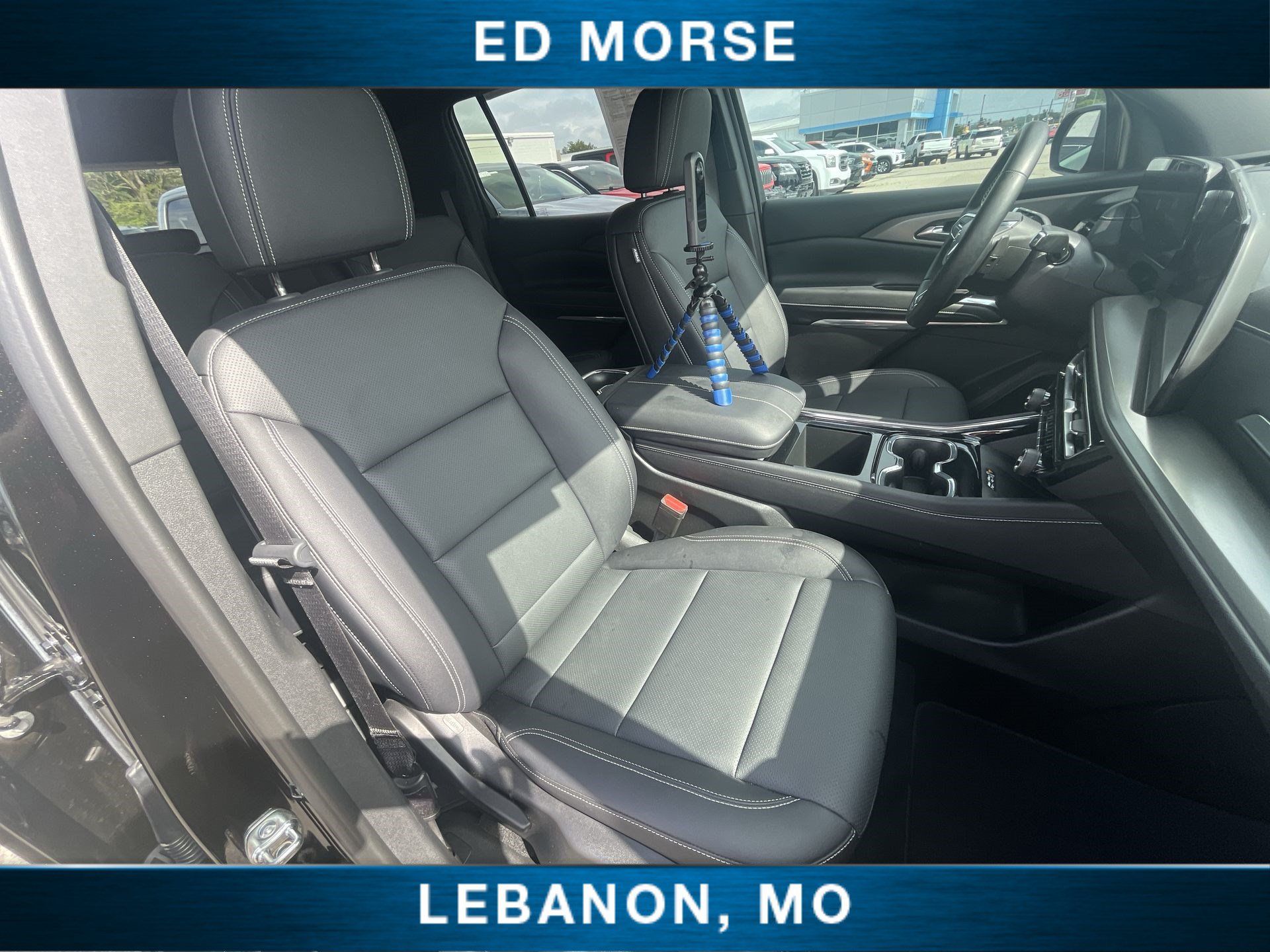 Used 2026 Chevrolet Traverse LT w/ Sun and Wheel Package FWD image 25