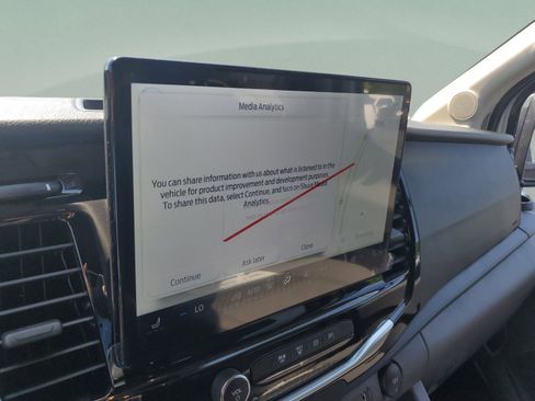 New 2025 Ford Transit 350 XLT RWD image 18