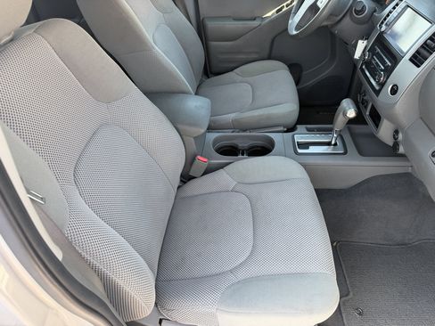 Used 2019 Nissan Frontier SV AWD/4WD image 21