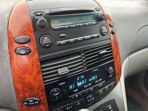 Used 2009 Toyota Sienna XLE image 20