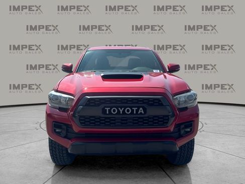 Used 2017 Toyota Tacoma TRD Pro AWD/4WD image 8