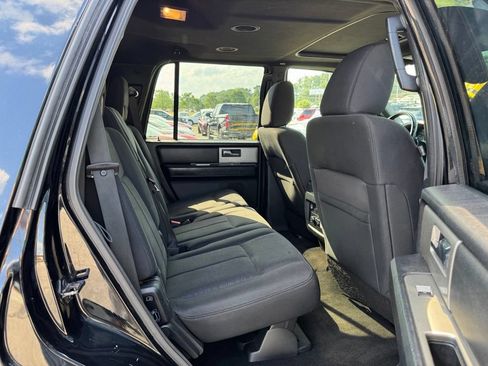 Used 2016 Ford Expedition XLT AWD/4WD image 11