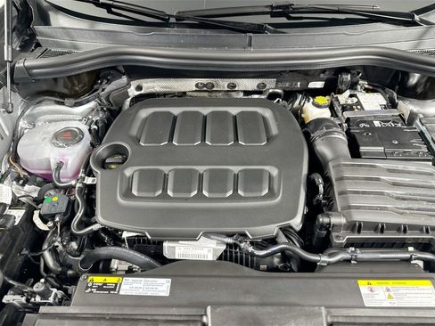 Certified 2025 Volkswagen Tiguan S image 27