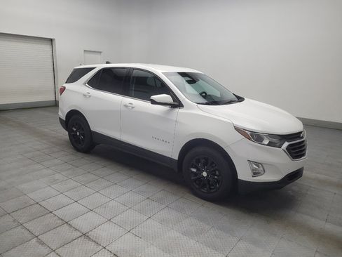 Used 2020 Chevrolet Equinox LT w/ Driver Convenience Package AWD/4WD image 11