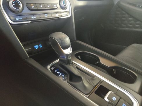 Used 2020 Hyundai Santa Fe SE FWD image 26