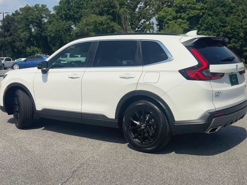Used 2025 Honda CR-V Sport image 6