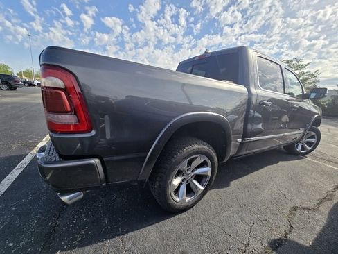 Used 2022 RAM 1500 Limited w/ Body Color Bumper Group AWD/4WD image 7