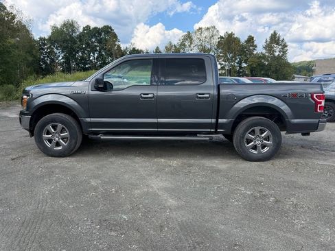 Used 2020 Ford F150 XLT w/ Equipment Group 302A Luxury AWD/4WD image 4