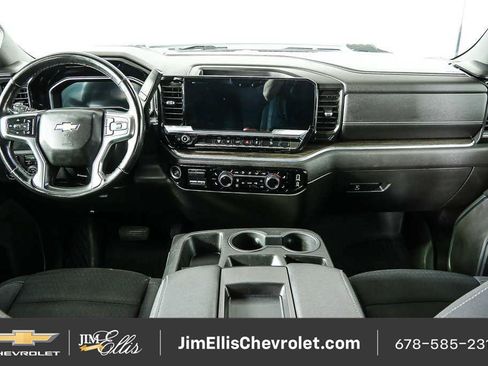 Used 2024 Chevrolet Silverado 2500 LT AWD/4WD image 17
