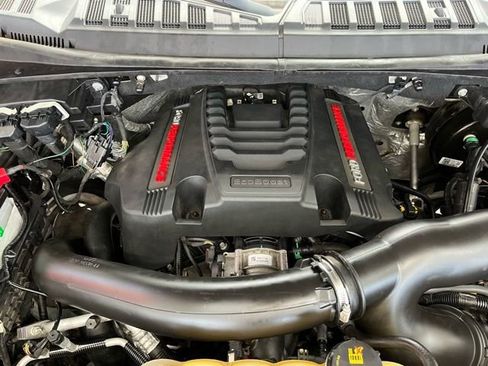 Used 2019 Ford F150 Raptor w/ Equipment Group 802A Luxury image 22