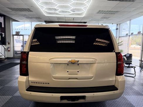 Used 2019 Chevrolet Suburban LT w/ Max Trailering Package AWD/4WD image 18