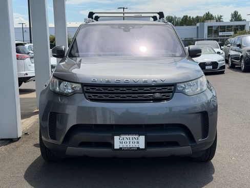 Used 2017 Land Rover Discovery SE AWD/4WD image 2