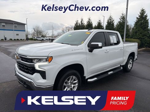 Used 2022 Chevrolet Silverado 1500 LT w/ Protection Package image 1