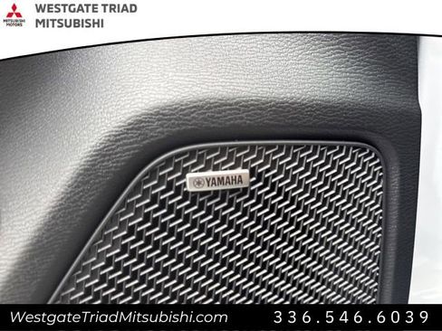 New 2026 Mitsubishi Outlander AWD image 18