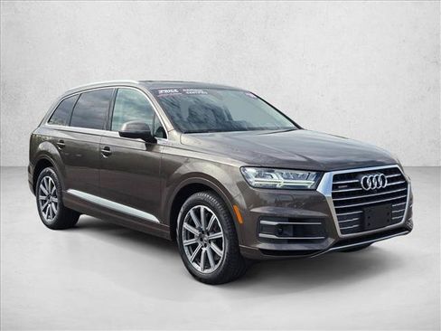 Used 2018 Audi Q7 3.0T Prestige w/ Prestige Package AWD/4WD image 3