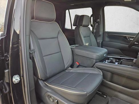 New 2026 Chevrolet Tahoe Premier AWD/4WD image 19