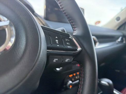 Used 2025 MAZDA CX-5 Carbon Edition image 36