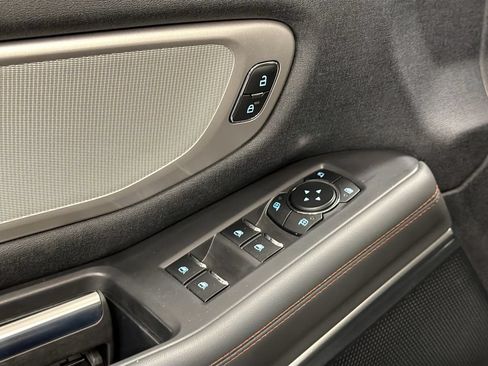 Used 2025 Ford Expedition Active AWD/4WD image 21